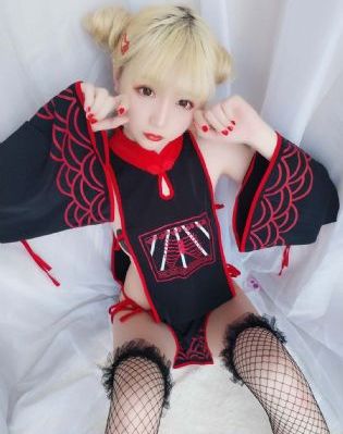 多男一女舌头伺候小核app_4K高清完整版播放