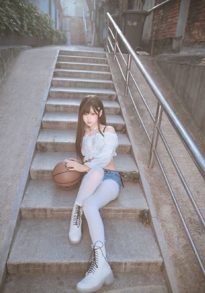《万凰之王》短剧全集_720手机免费观看完整