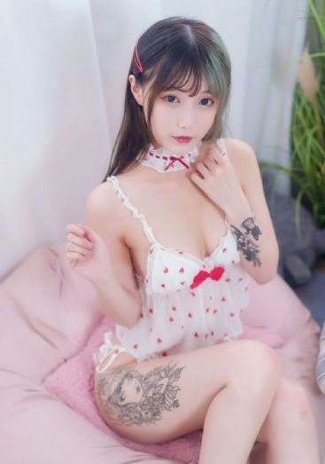 在她曾堕落之时电影完整版_BD英语在线播放